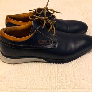 Navy blue Men’s shoes size 8.5